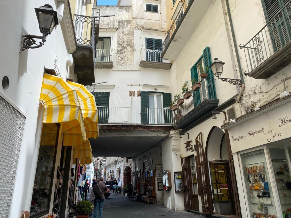 Peonia Apartment Amalfi Exterior photo